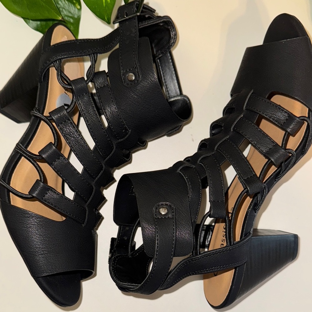 Cityclassified Black Gladiator Heels